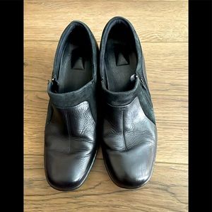 Clarks Bendables with Zip Black Size 9.5